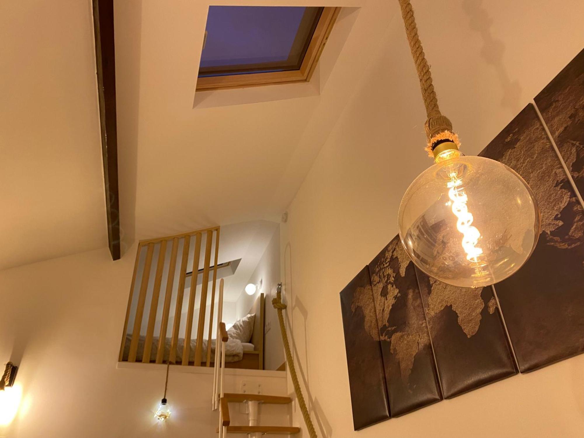 The Little Oak - Tiny House With Bed On Mezzanine & Terrace - From 1 To 4 P Disney, Paris & Cdg Pomponne エクステリア 写真