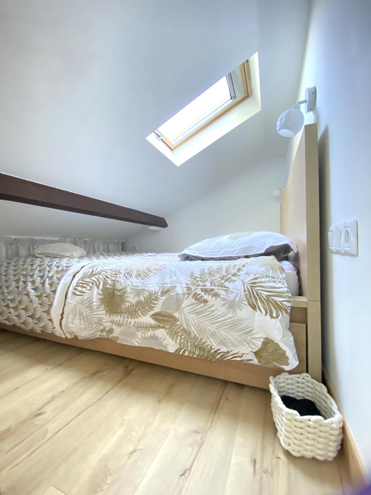 The Little Oak - Tiny House With Bed On Mezzanine & Terrace - From 1 To 4 P Disney, Paris & Cdg Pomponne エクステリア 写真